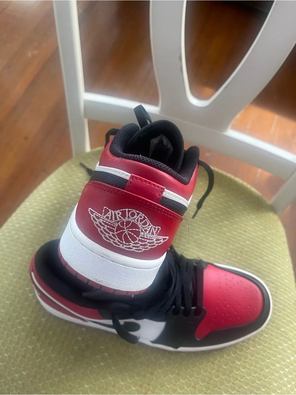 Nike Low-Top Sneakers - Black/Red/White